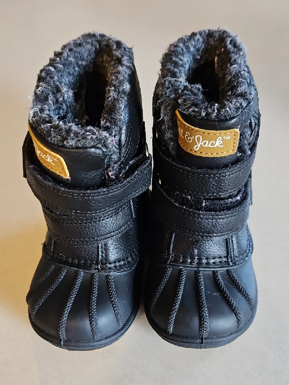 Cat & Jack Black Snowboots